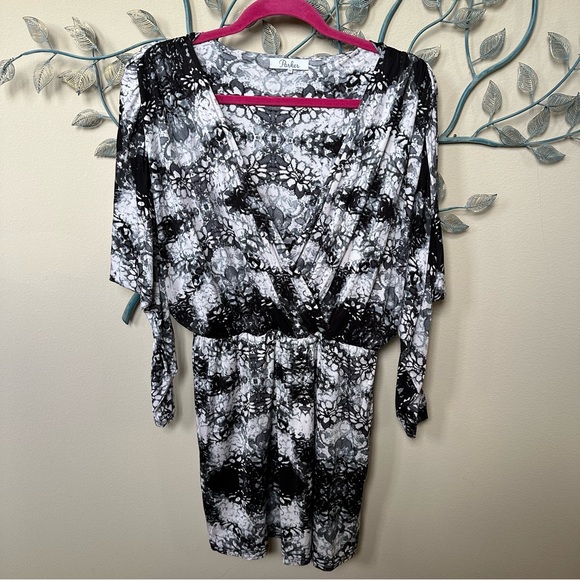 Parker Catalina black & white floral pattern mini dressSz M